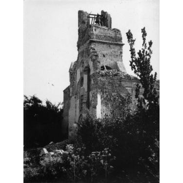 Rombadöntött templomunk - 1946